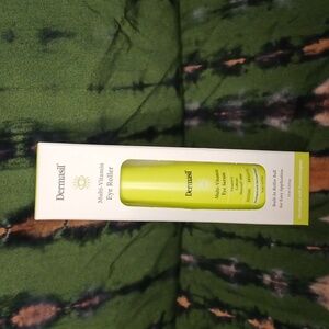 NIB Dermasil Multi-Vitamin Eye Roller 0.5 fl oz
